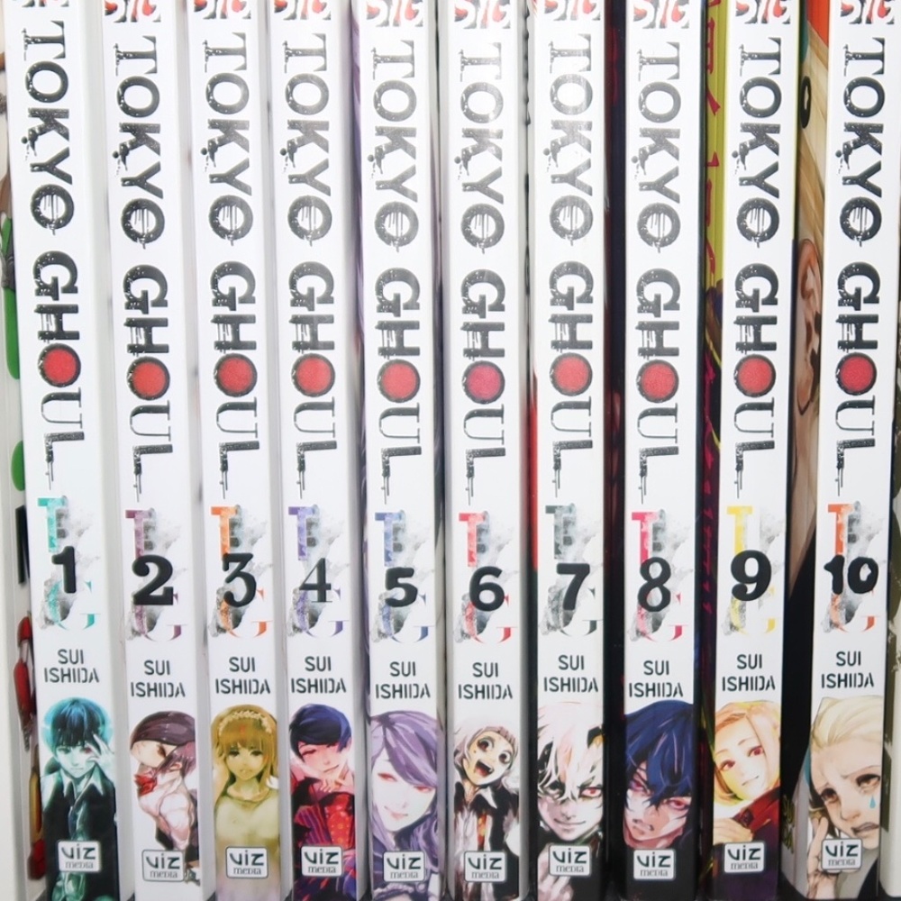 Tokyo Ghoul Manga Chapters 1-10 (English)